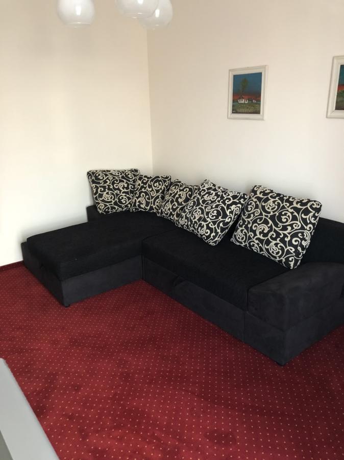 Karikas Hotel Hajdúszoboszló Buitenkant foto