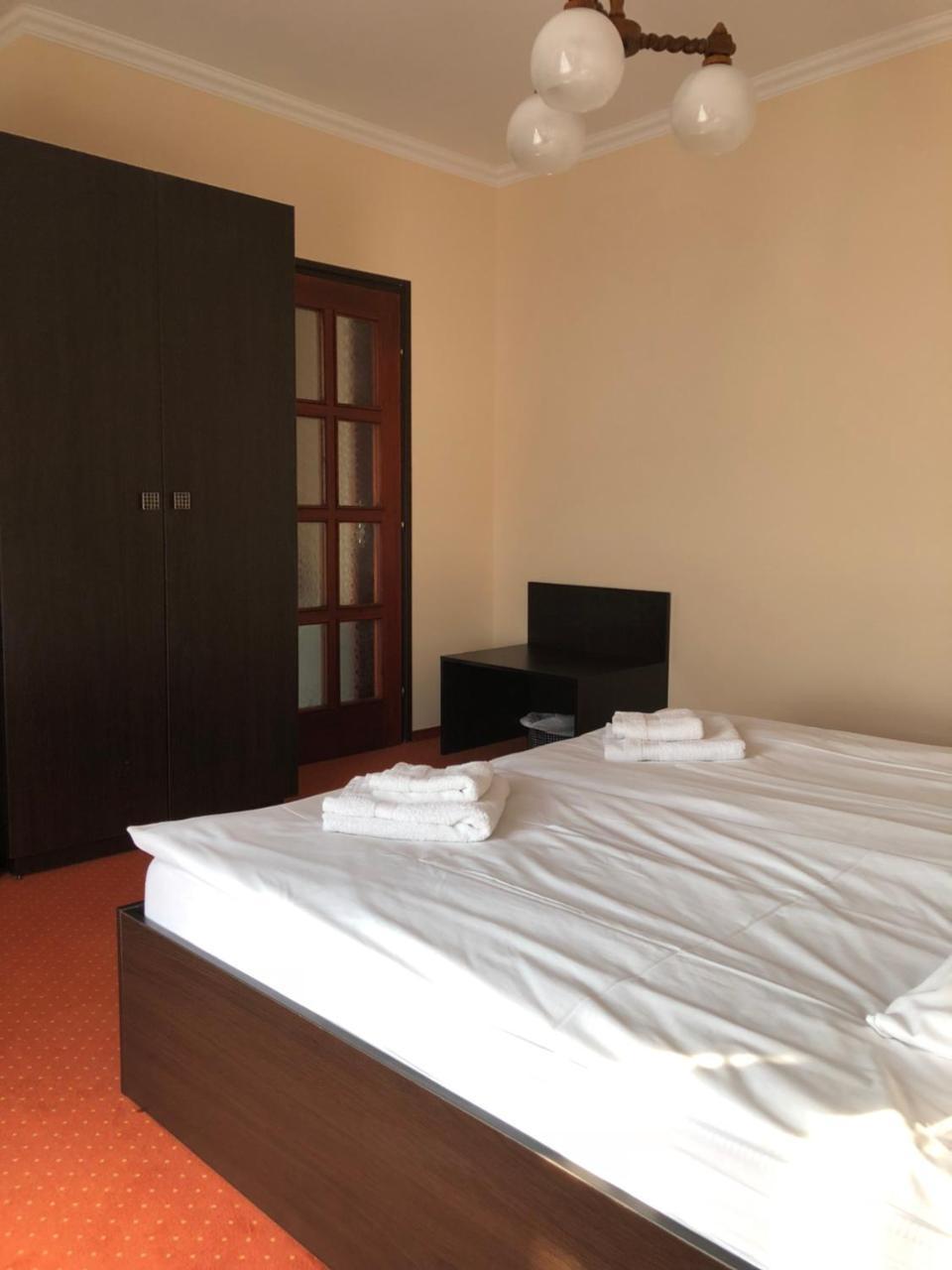 Karikas Hotel Hajdúszoboszló Buitenkant foto